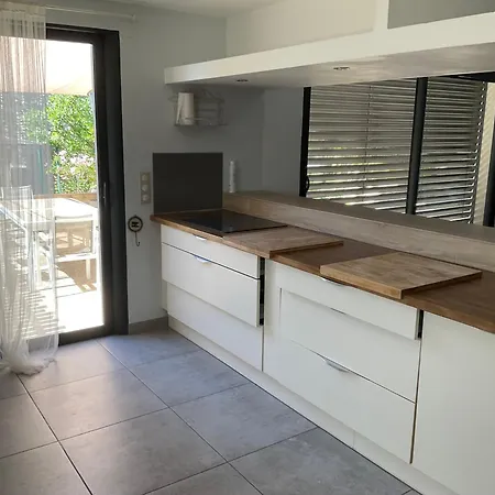 וילה Maison De Village De Caractere Pujaut